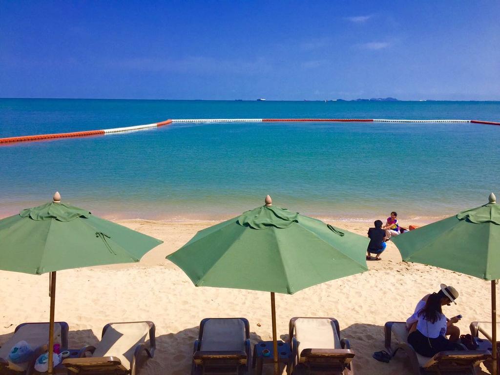 Club Royal Suites Pattaya Buitenkant foto