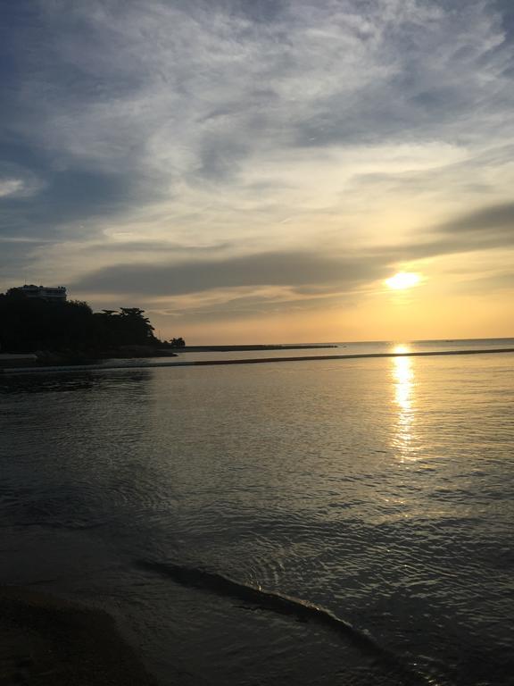 Club Royal Suites Pattaya Buitenkant foto