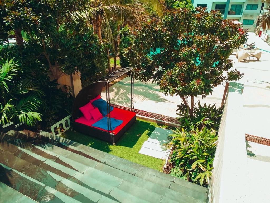 Club Royal Suites Pattaya Buitenkant foto