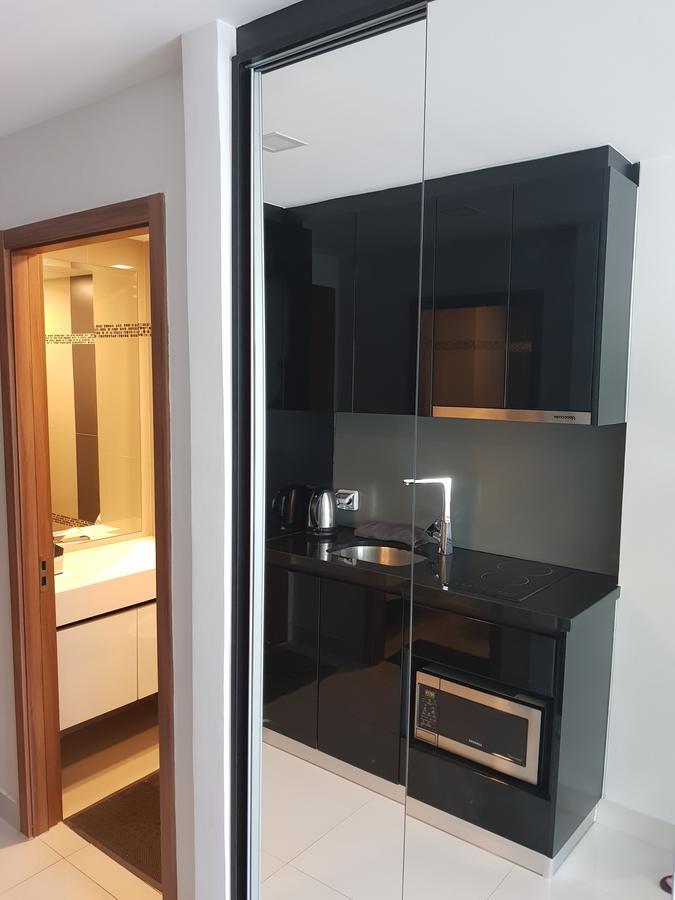 Club Royal Suites Pattaya Buitenkant foto